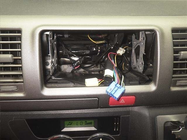 Toyota HIACE VAN 2013 7881338-6