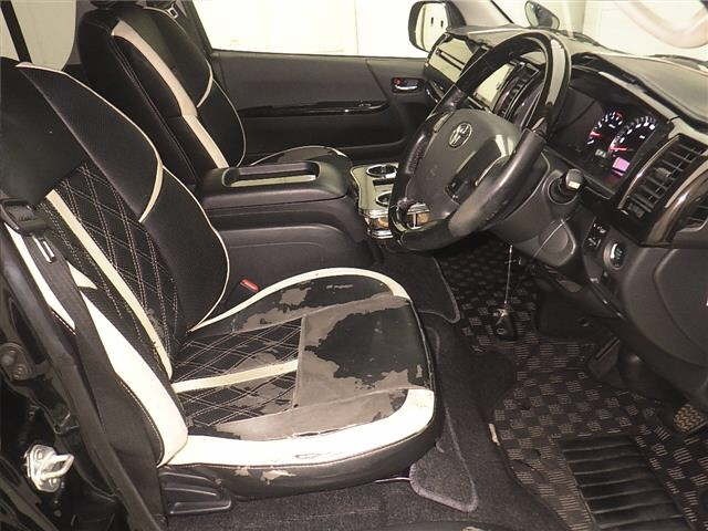 Toyota HIACE VAN 2018 7881339-5
