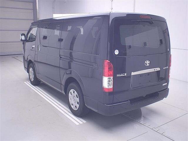 Toyota HIACE VAN 2022 7881340-1