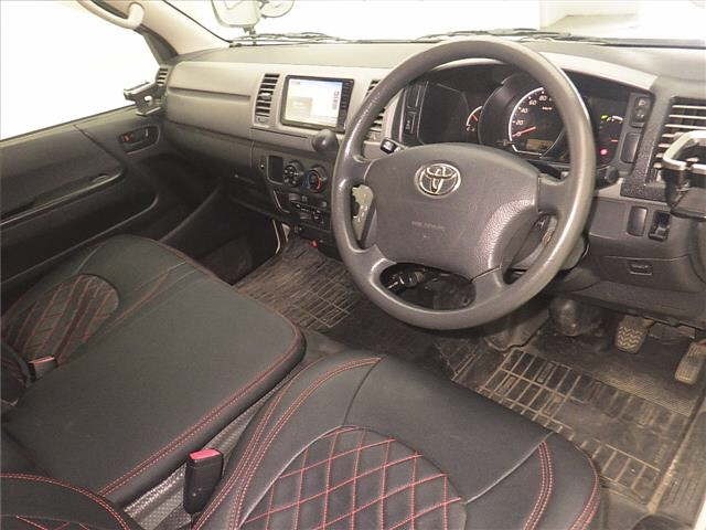 Toyota HIACE VAN 2013 7881342-3