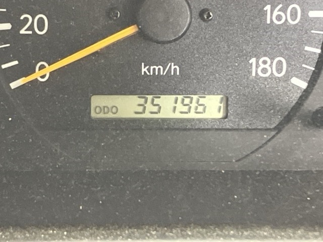 Toyota HIACE VAN 2000 7881378-11