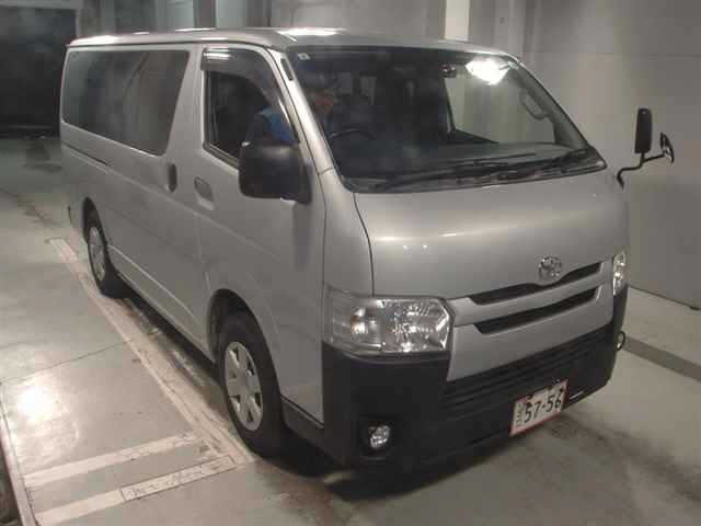 Toyota HIACE VAN 2015 7881385-0