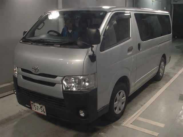 Toyota HIACE VAN 2015 7881385-4