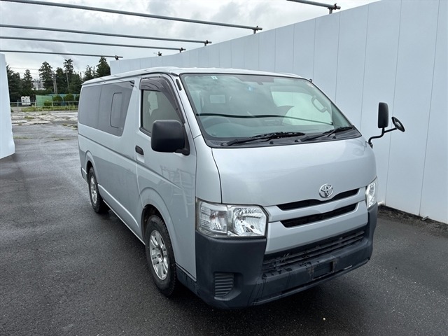 Toyota HIACE VAN 2017 7881409-0