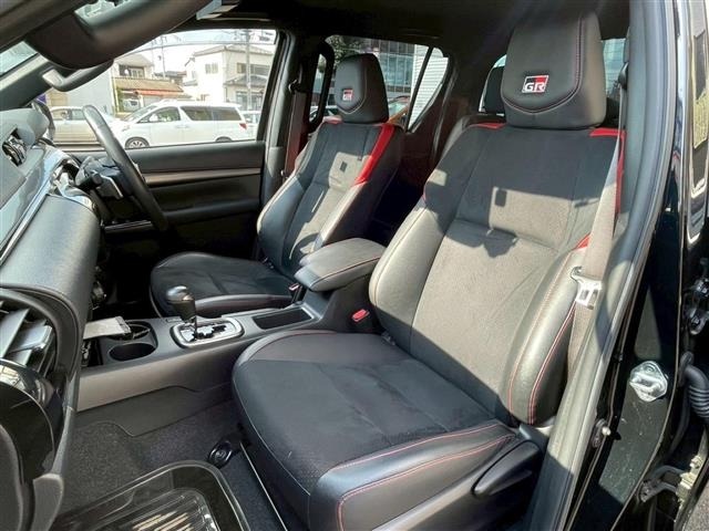 Toyota HILUX 2022 7881963-9