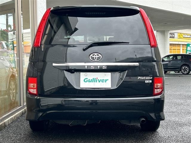 Toyota ISIS 2010 7882229-10