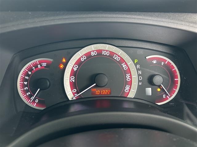 Toyota ISIS 2010 7882229-18