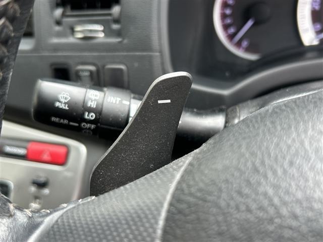 Toyota ISIS 2010 7882229-5