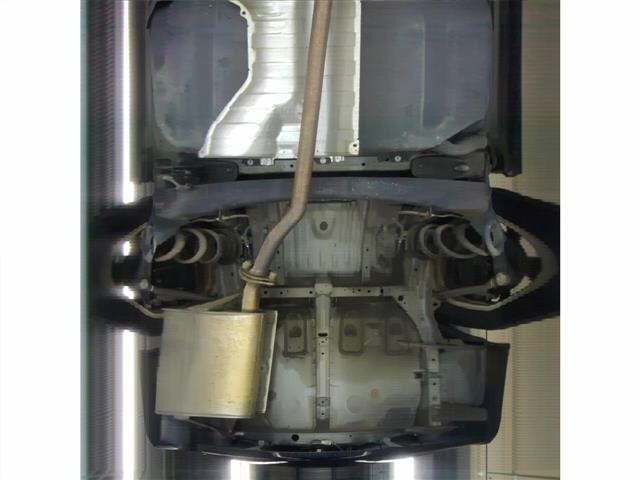 Toyota ISIS 2013 7882235-11