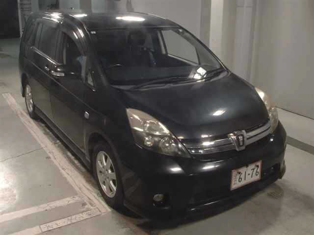 Toyota ISIS 2013 7882245-0