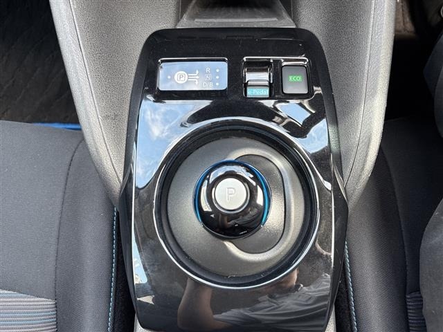 Nissan LEAF 2021 7851667-11