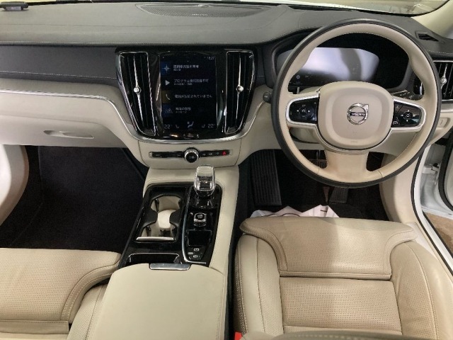 Volvo V60 2022 7872773-3