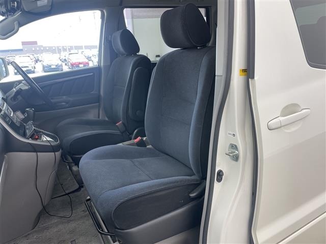 Toyota ALPHARD 2003 7904408-7