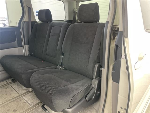 Toyota ALPHARD 2003 7904408-8