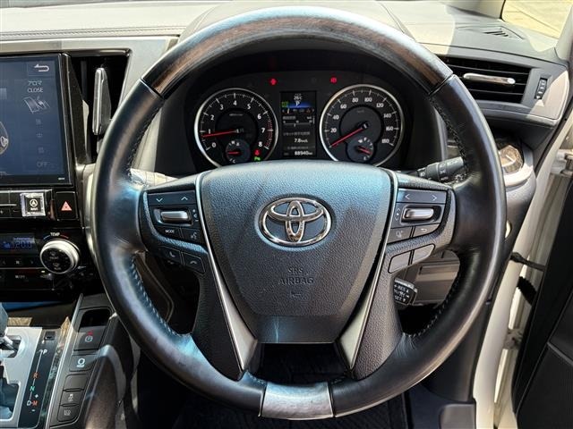 Toyota ALPHARD 2017 7904497-2