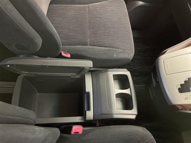 Toyota ALPHARD 2012 7904527-2