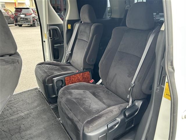 Toyota ALPHARD 2010 7904577-9
