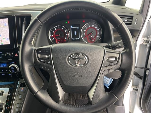 Toyota ALPHARD 2022 7904701-1