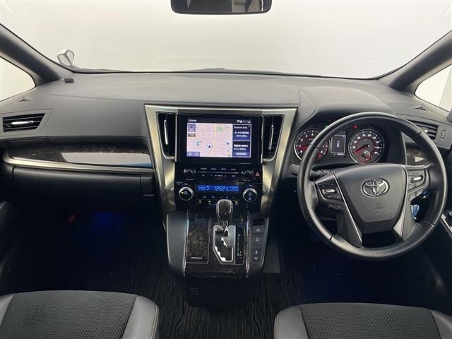 Toyota ALPHARD 2022 7904701-14