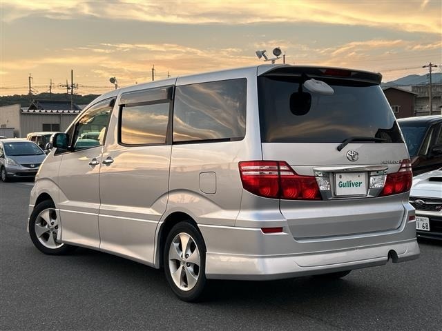 Toyota ALPHARD 2005 7904702-1