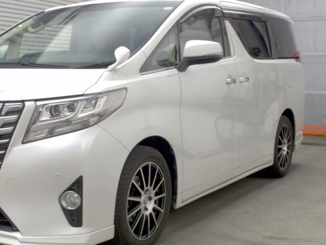 Toyota ALPHARD 2018 7904978-4