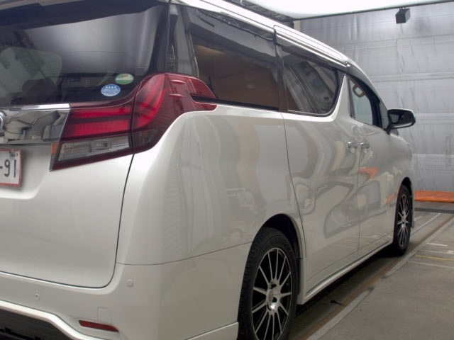 Toyota ALPHARD 2018 7904978-5