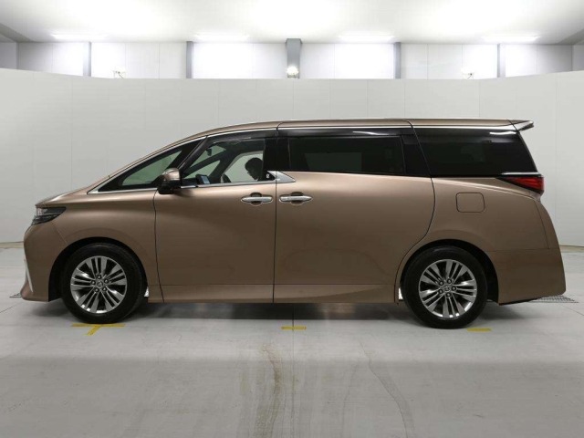 Toyota ALPHARD 2023 7904998-4