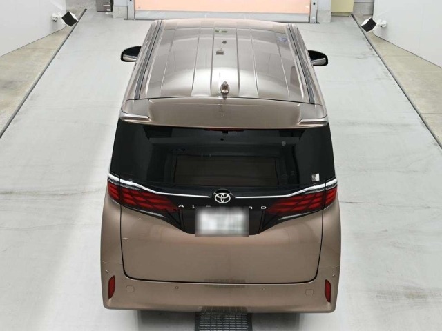 Toyota ALPHARD 2023 7904998-8
