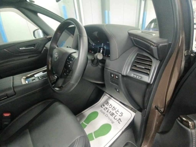 Toyota ALPHARD 2023 7904998-9