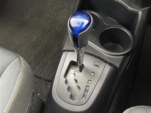 Toyota AQUA 2018 7893388-5