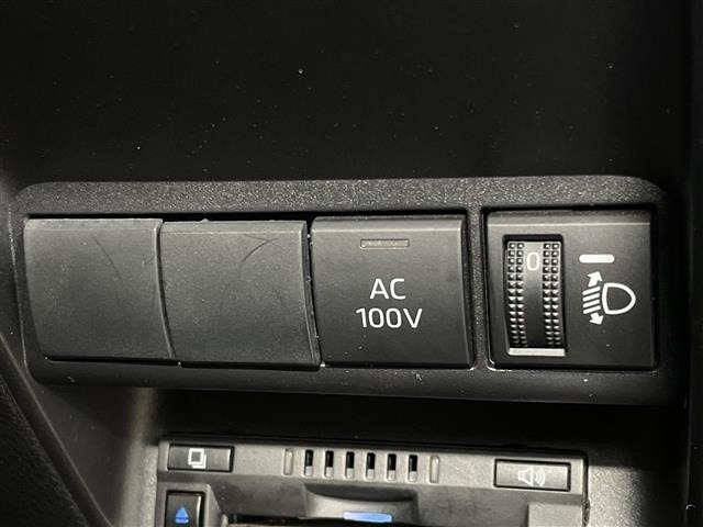 Toyota AQUA 2022 7893402-22