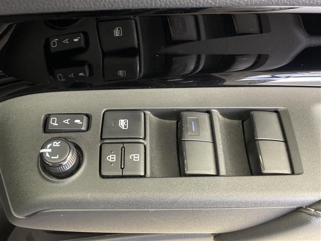 Toyota AQUA 2022 7893416-4