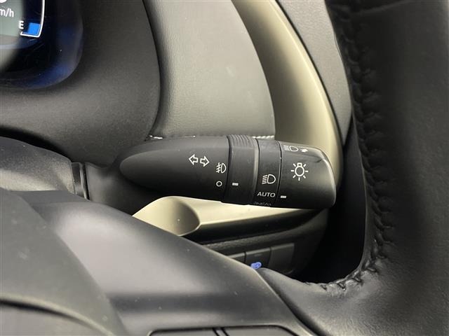 Toyota AQUA 2022 7893416-8