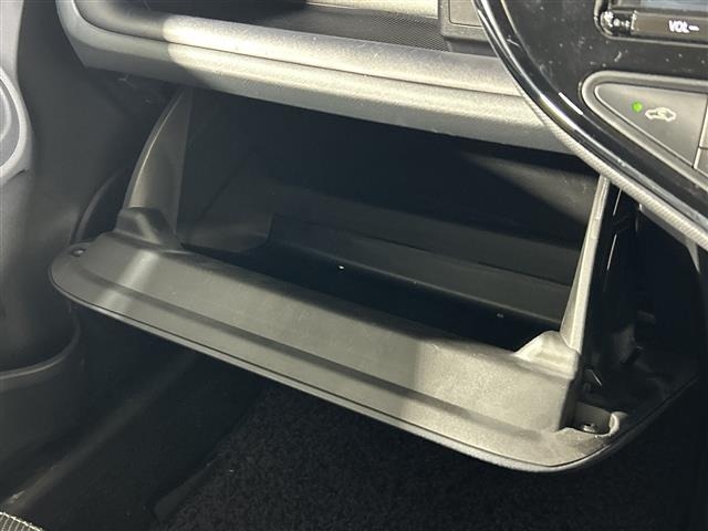 Toyota AQUA 2018 7893426-8