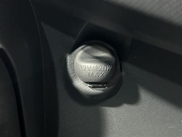Toyota AQUA 2018 7893426-9