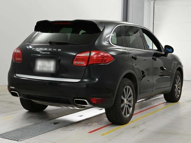 Porsche CAYENNE 2012 7906327-1