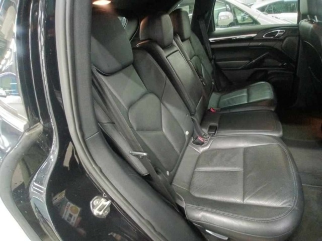 Porsche CAYENNE 2012 7906327-12