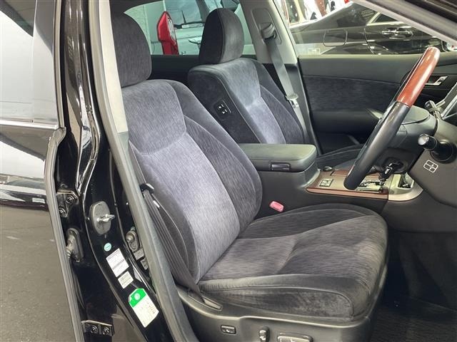 Toyota CROWN MAJESTA 2010 7903763-7