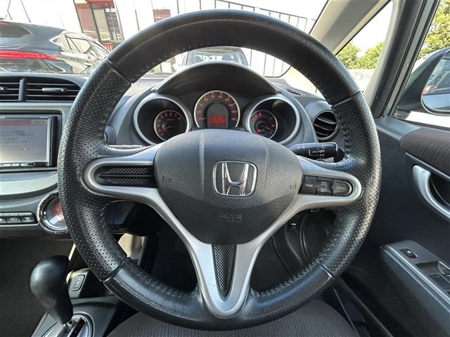 Honda FIT 2011 7886128-9