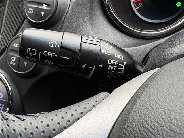 Honda FIT 2012 7886143-4