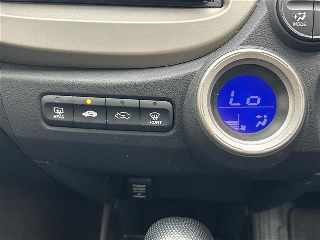 Honda FIT 2013 7886226-11