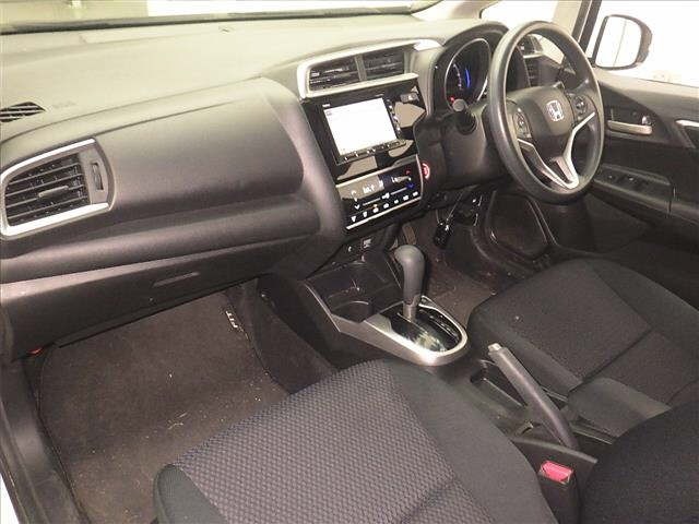 Honda FIT 2018 7886375-4