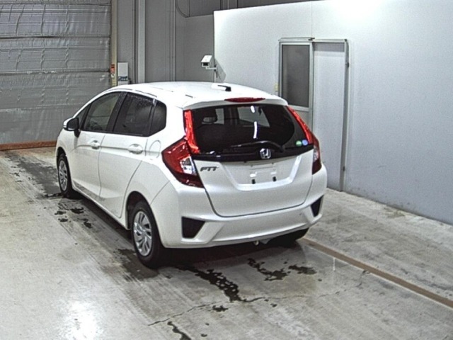 Honda FIT 2017 7886472-1