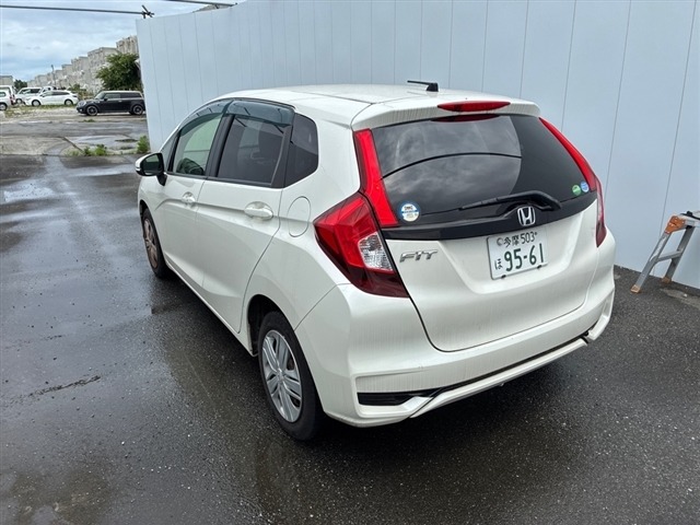 Honda FIT 2018 7886607-1