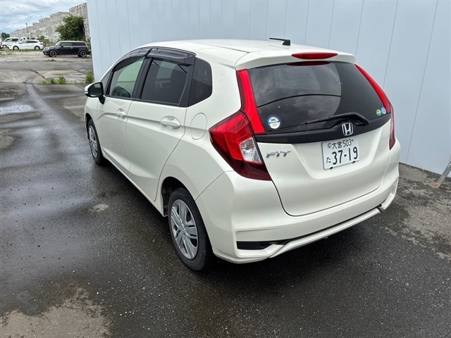 Honda FIT 2017 7886608-1
