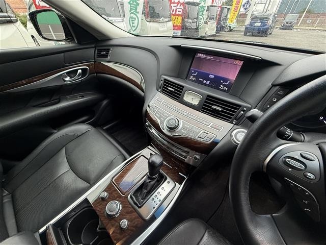 Nissan FUGA 2013 7895896-1