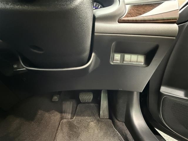 Nissan FUGA 2013 7895896-3