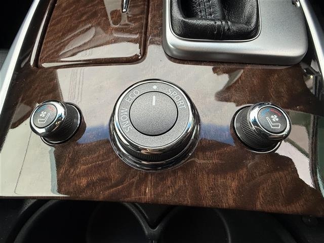 Nissan FUGA 2013 7895896-8