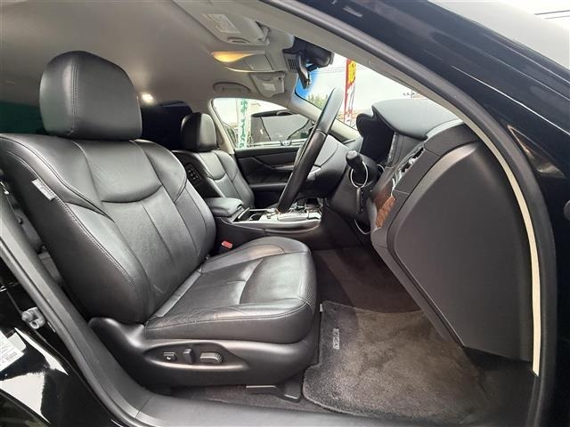Nissan FUGA 2013 7895896-9