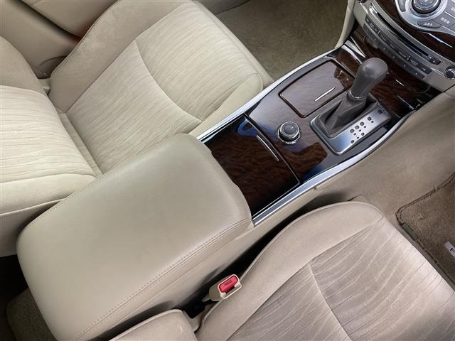 Nissan FUGA 2012 7895897-3